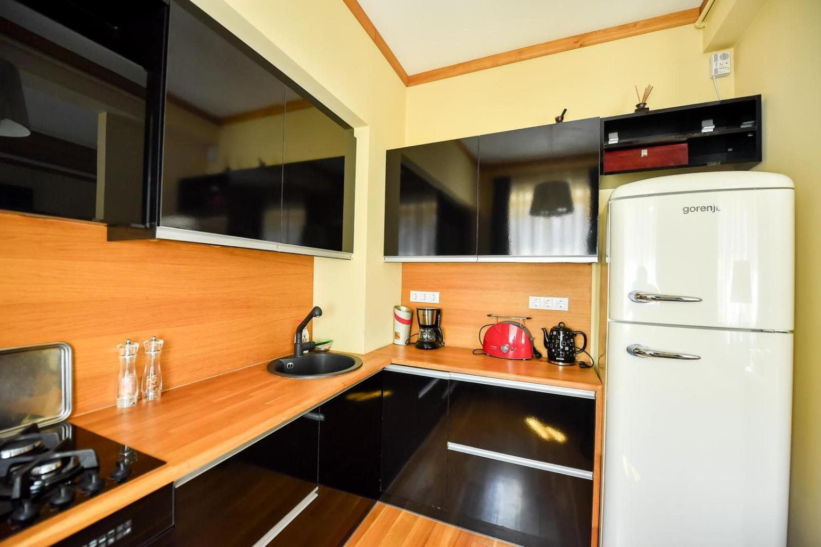 Luxury Apartment Брашов Екстериор снимка