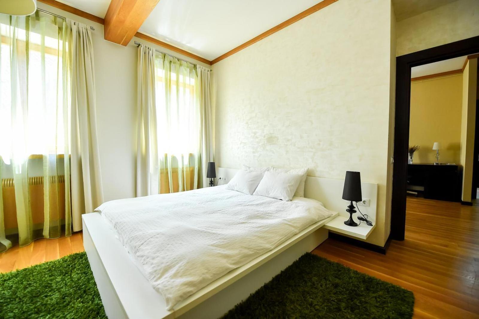 Luxury Apartment Брашов Екстериор снимка